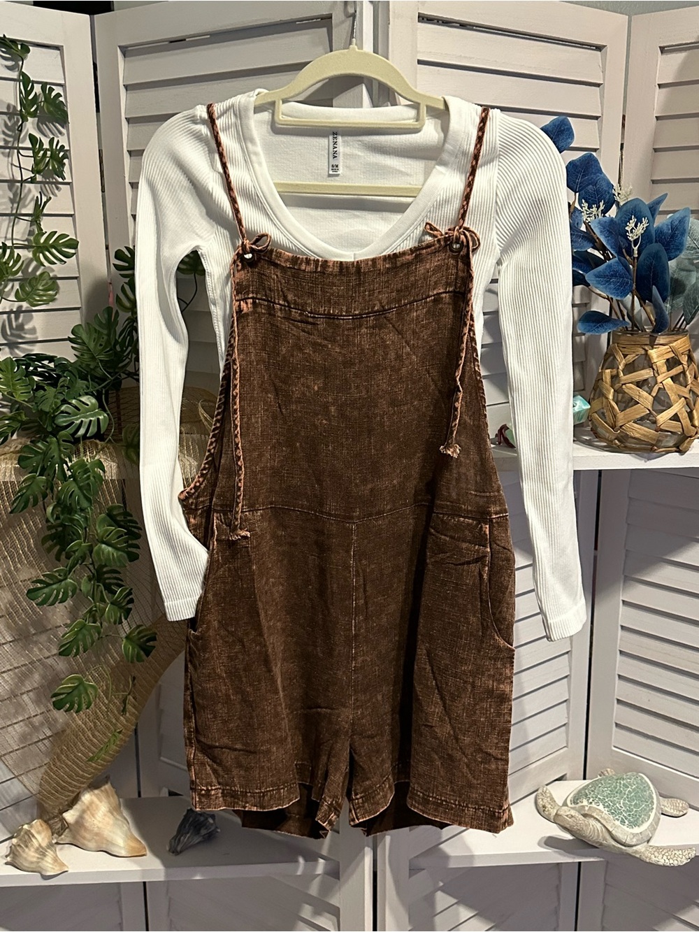 Zenana Outfitters Brown Acid Wash Romper Jumpsuit - Picture 2 of 3